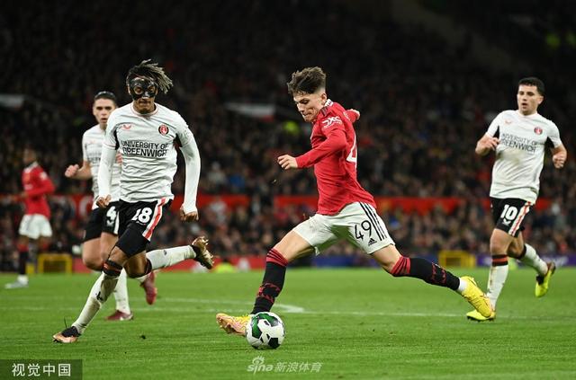 都聚焦在中 都聚焦在中